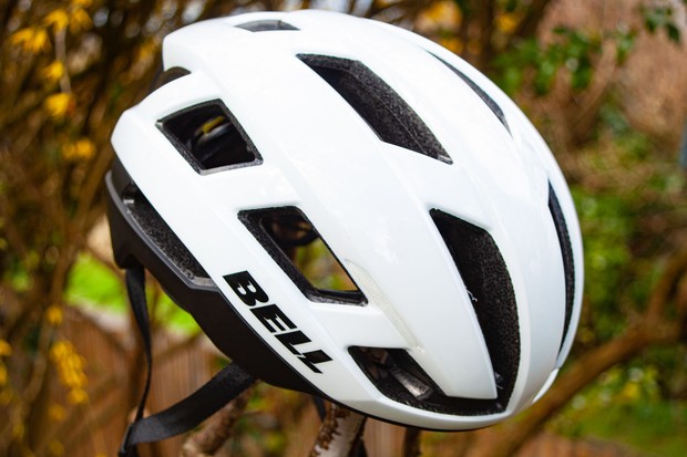 Test du casque Bell Falcon XR LED MIPS – Casques de vélo de route – Casques